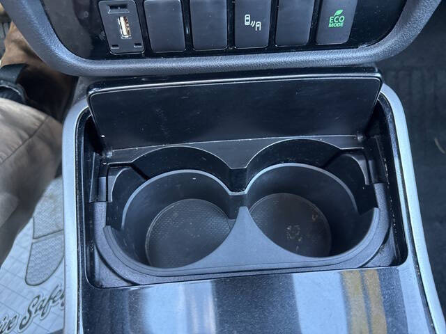 2020 Mitsubishi Outlander LE