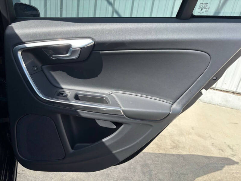 2016 Volvo V60 T5 Premier