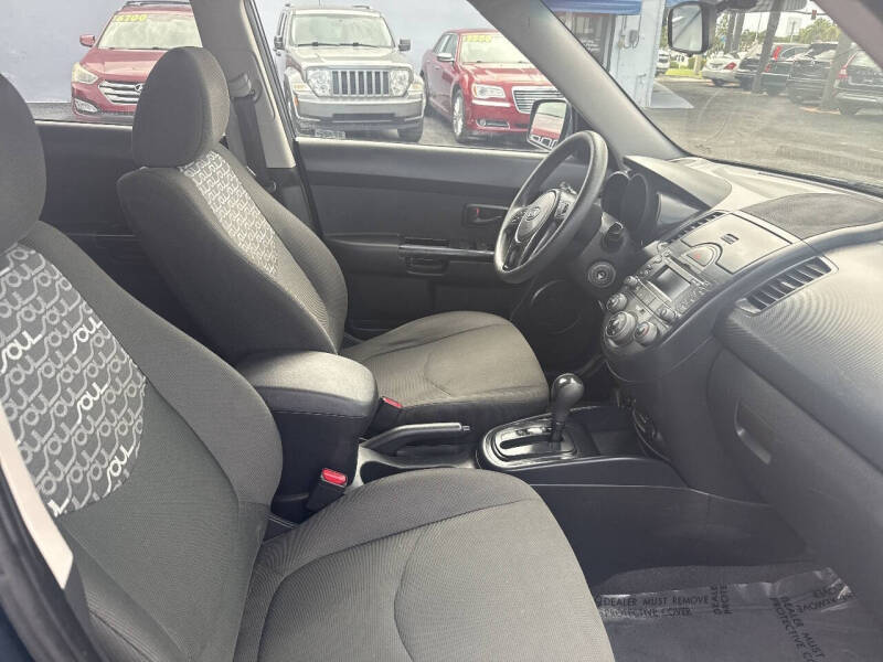 2010 Kia Soul +