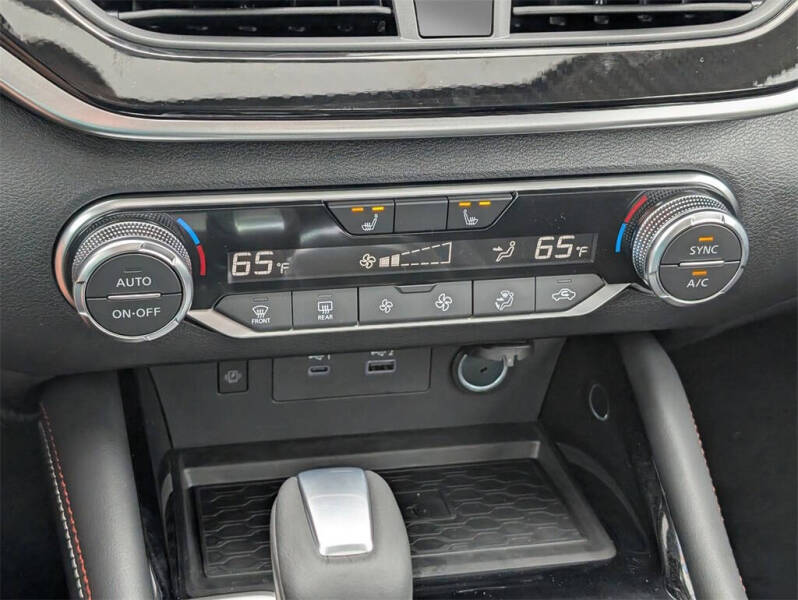 2025 Nissan Altima 2.5 SR