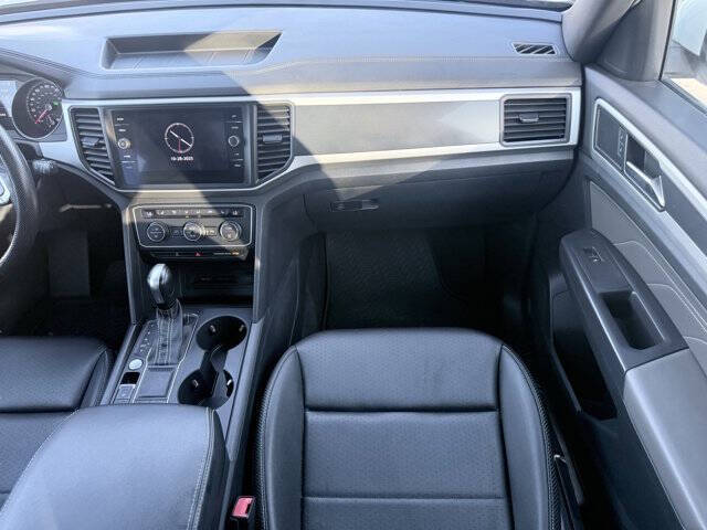 2021 Volkswagen Atlas Cross Sport V6 SE R-Line