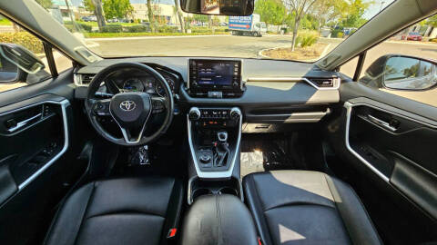 2021 Toyota RAV4 Hybrid XLE Premium