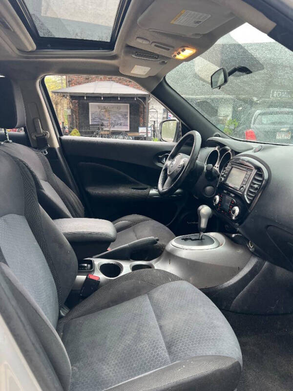 2015 Nissan JUKE SV