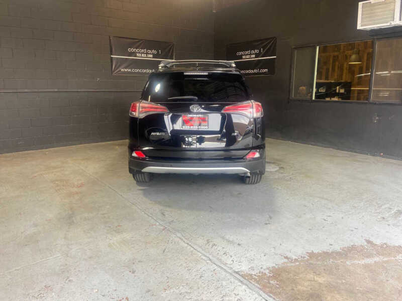 2016 Toyota RAV4 SE
