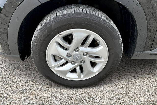 2024 Hyundai Venue SE