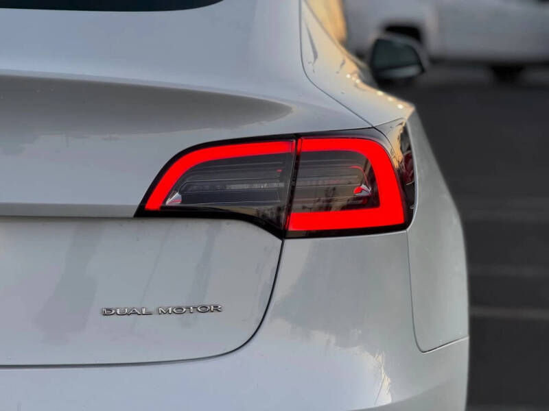 2022 Tesla Model 3 Long Range