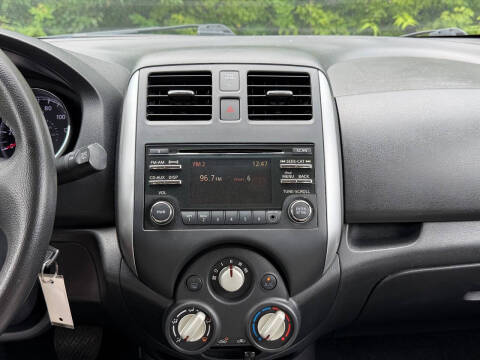 2014 Nissan Versa Note SV
