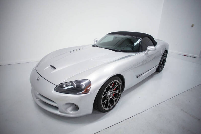 2003 Dodge Viper SRT-10