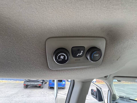 2011 Toyota Sienna LE 8-Passenger