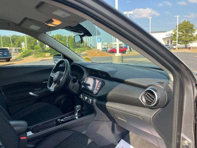 2023 Nissan Kicks 24