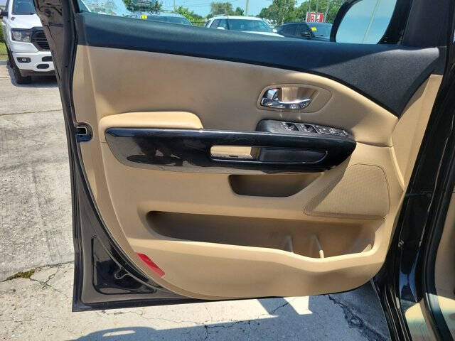 2016 Kia Sedona EX