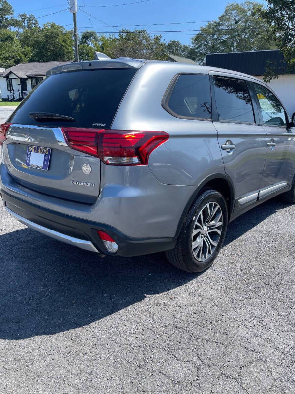 2017 Mitsubishi Outlander ES