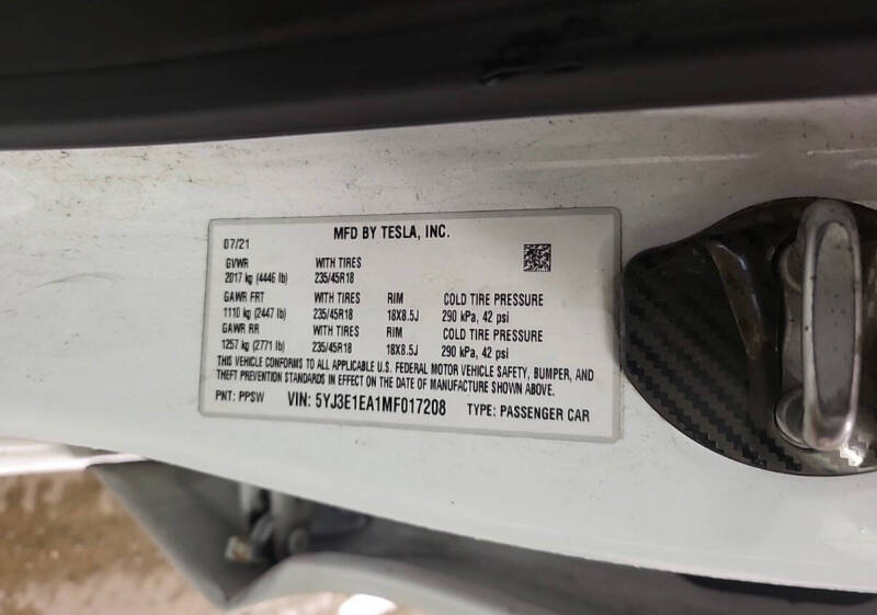 2021 Tesla Model 3 Standard Range Plus