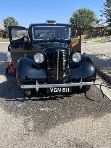 1939 Austin FX3