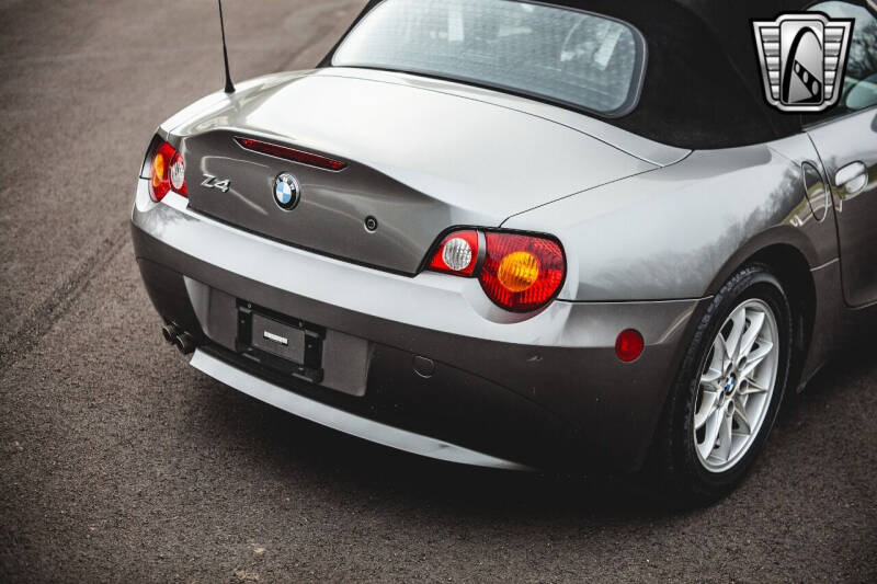 2004 BMW Z4 2.5i
