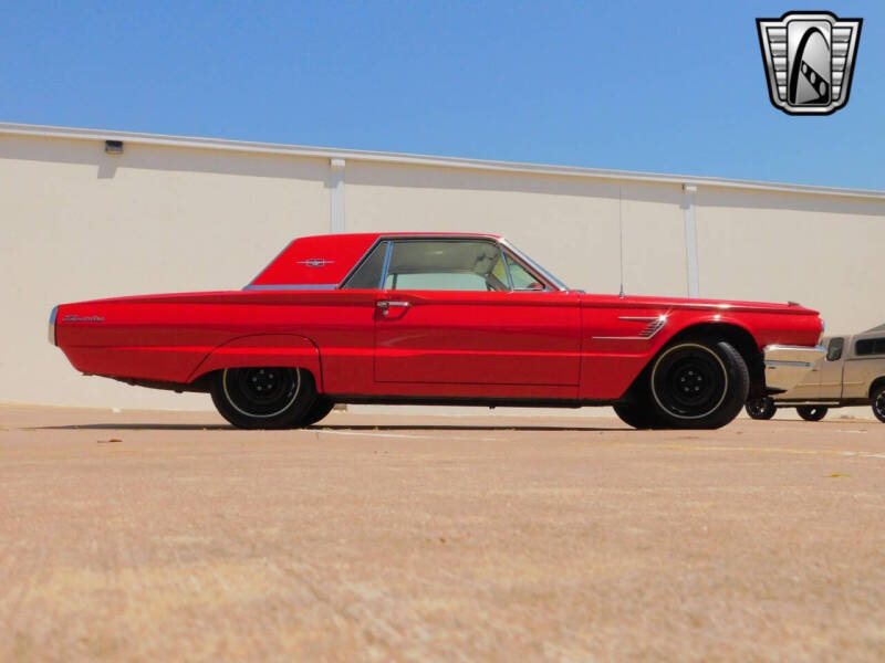 1965 Ford Thunderbird