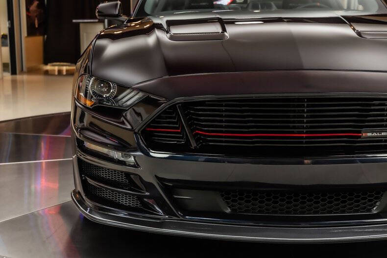 2022 Ford Mustang