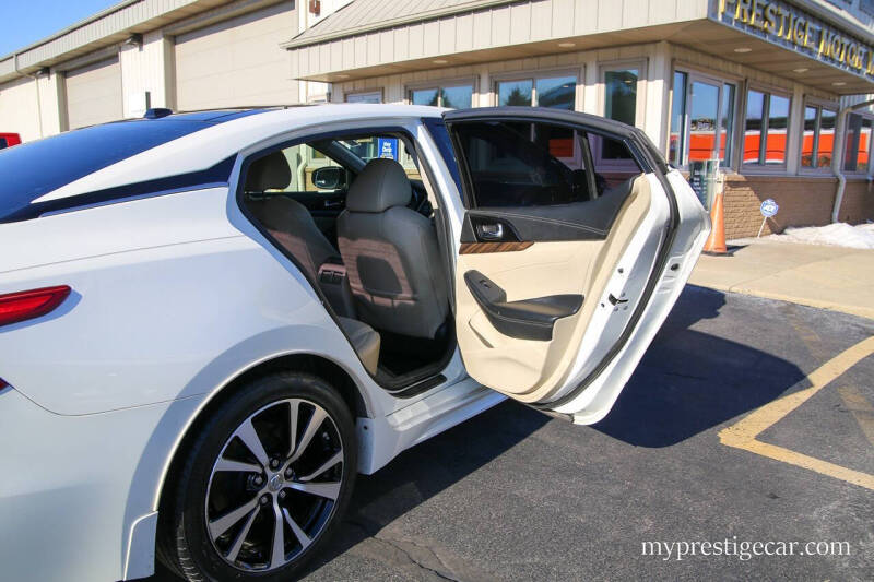 2017 Nissan Maxima Platinum