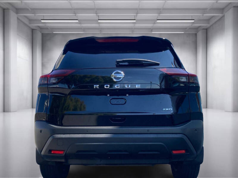 2021 Nissan Rogue S