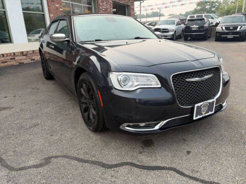 2017 Chrysler 300 C