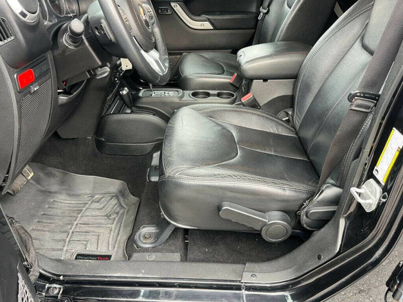 2013 Jeep Wrangler Unlimited Rubicon 10th Anniversary