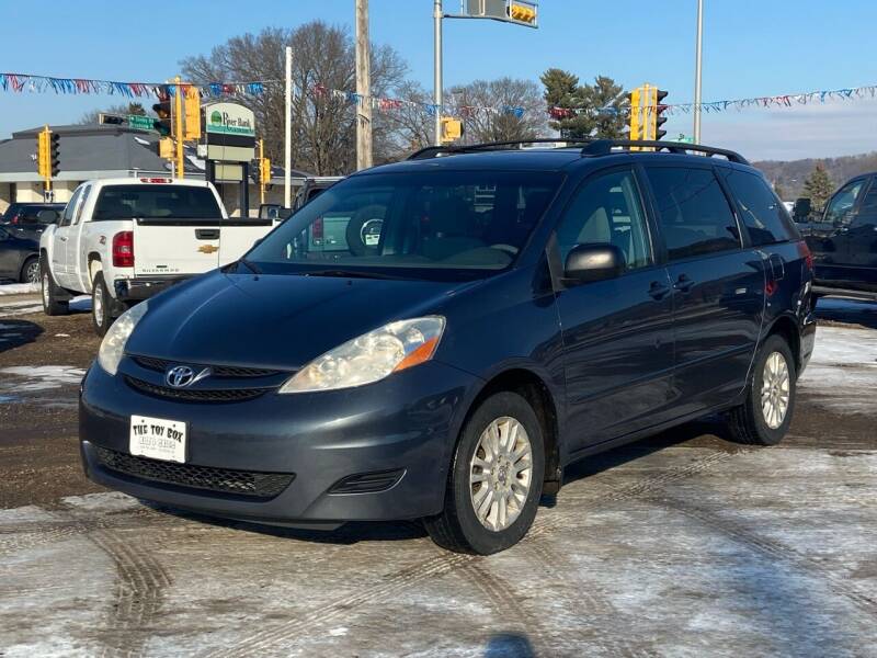 2009 Toyota Sienna for sale at Toy Box Auto Sales LLC in La Crosse WI