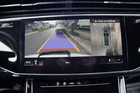 2021 Audi Q8 quattro Premium Plus 55 TFSI