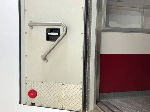 2010 Ford E-Series E-450 SD