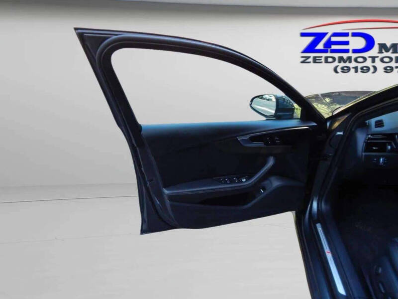 2022 Audi A4 quattro S line Prem Plus 45 TFSI