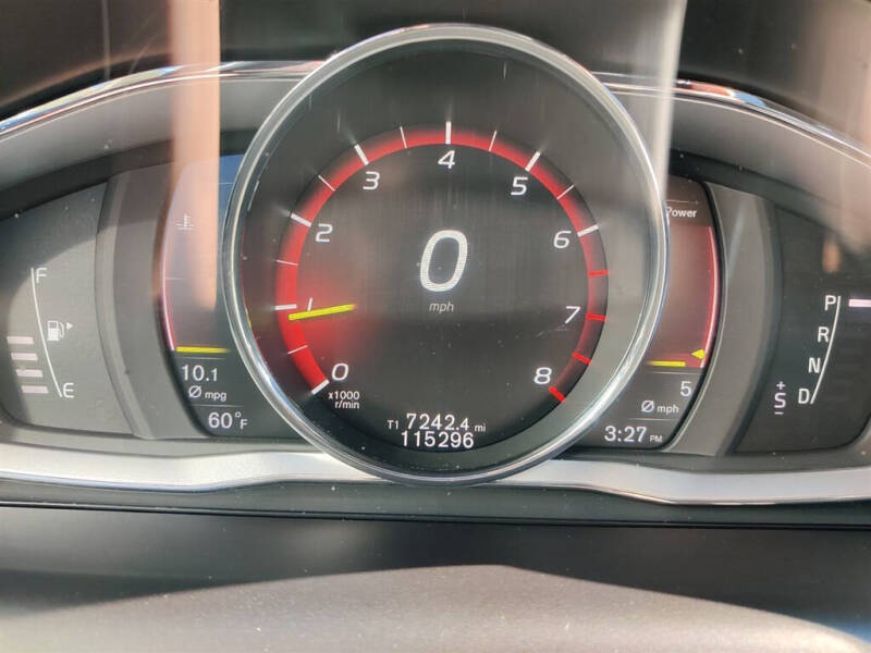 2017 Volvo XC60 T5 Dynamic