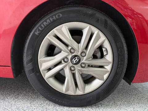 2019 Hyundai Elantra