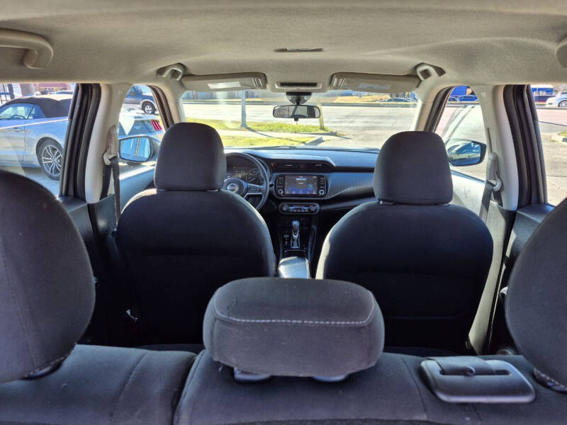 2021 Nissan Kicks SV