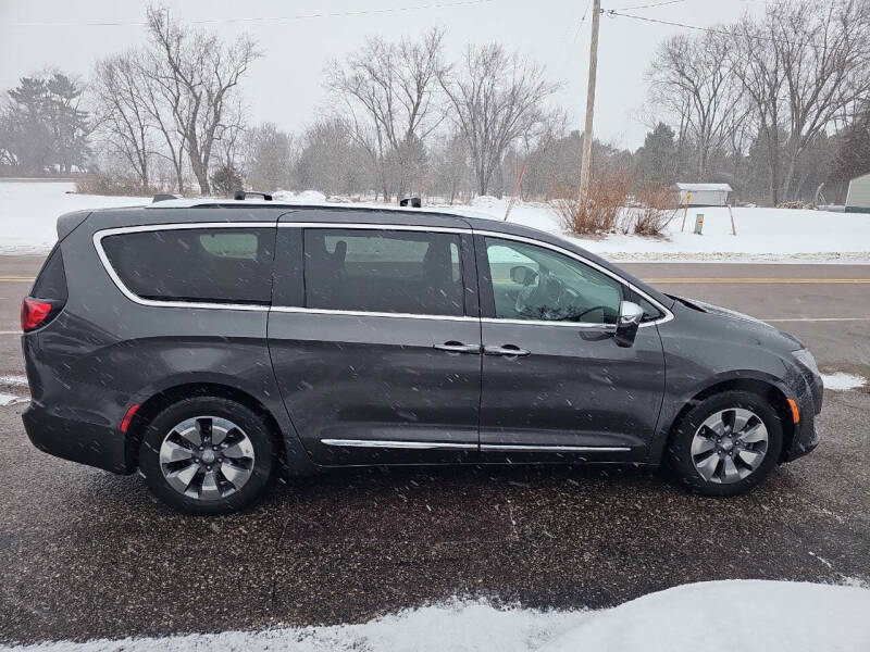 2018 Chrysler Pacifica Hybrid Limited
