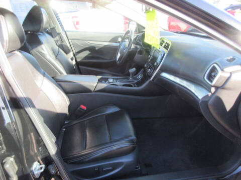 2023 Nissan Maxima 3.5 SV