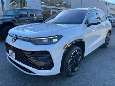 2025 Volkswagen Tiguan SEL R-Line 4Motion