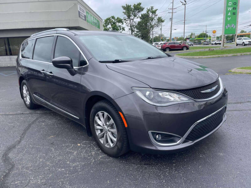2018 Chrysler Pacifica Touring L