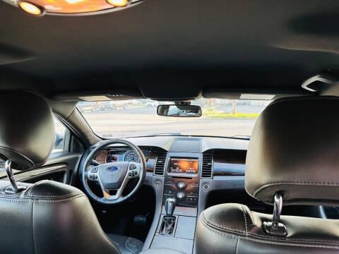 2014 Ford Taurus Limited