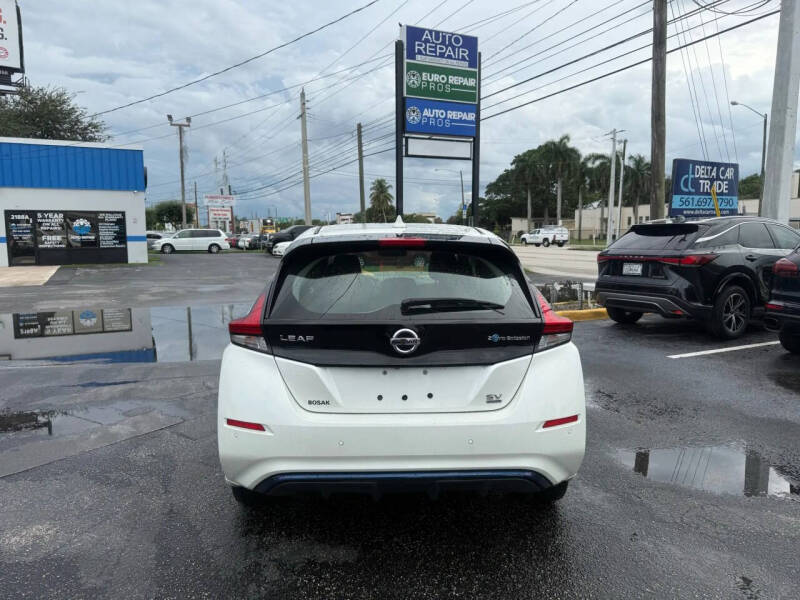 2022 Nissan LEAF SV PLUS