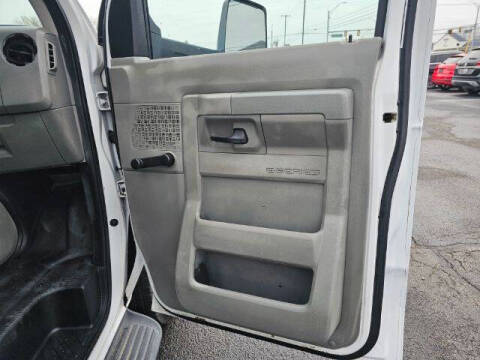 2012 Ford E-Series E-450 SD