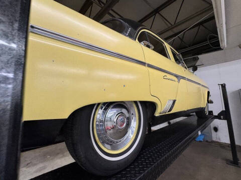 1954 Ford Crestline