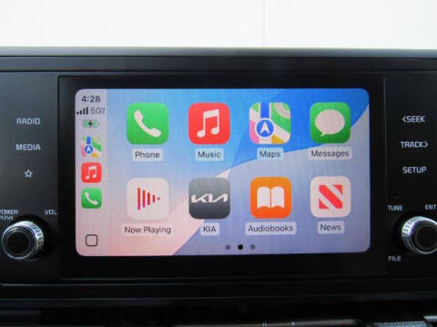 2023 Kia Carnival LX