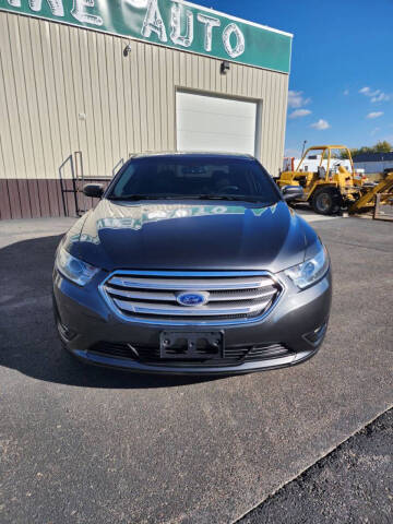 2015 Ford Taurus SEL