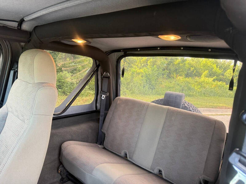 2005 Jeep Wrangler SE