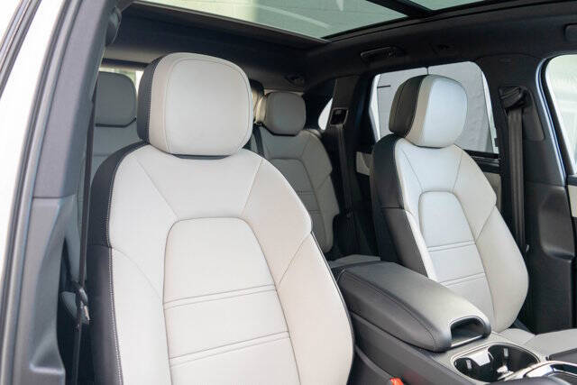 2024 Porsche Cayenne