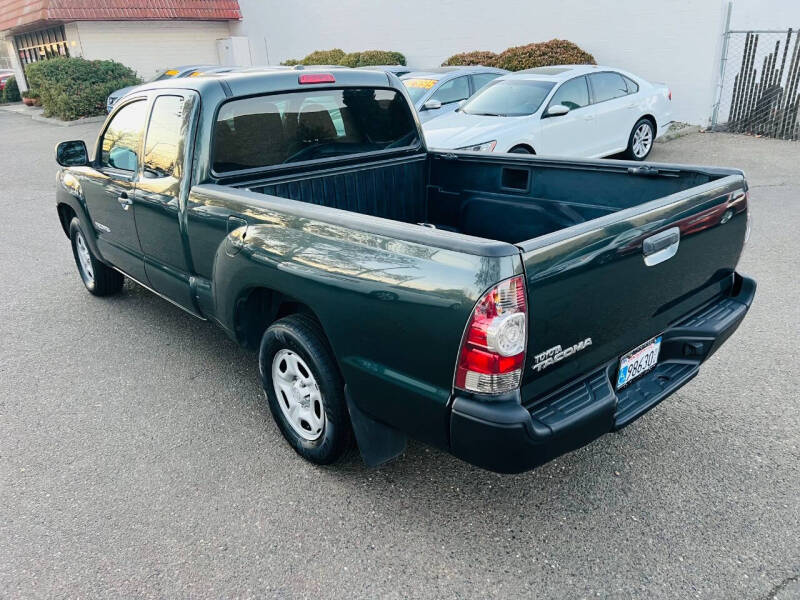 2010 Toyota Tacoma Base photo 4