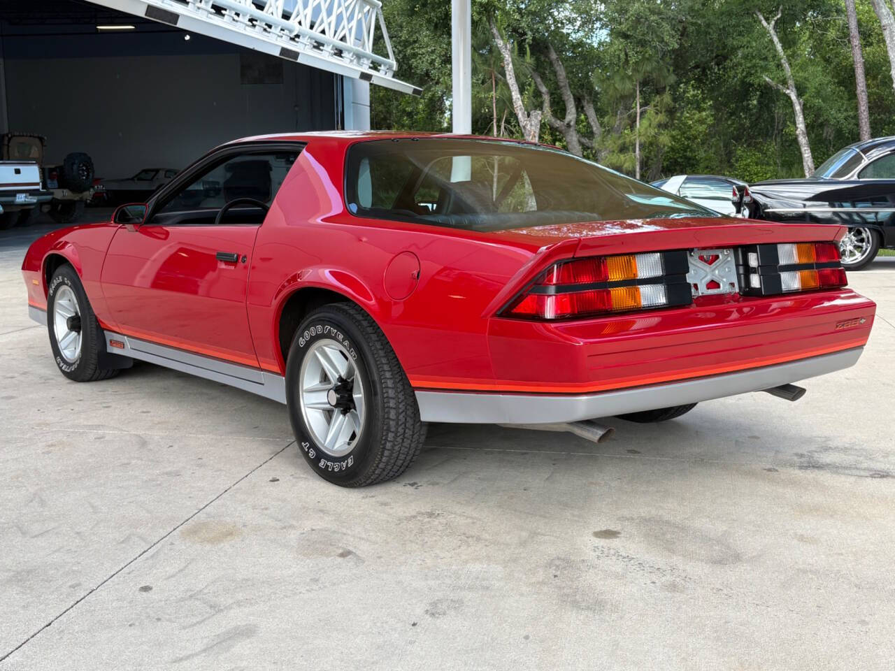 1983 Chevrolet Camaro 10