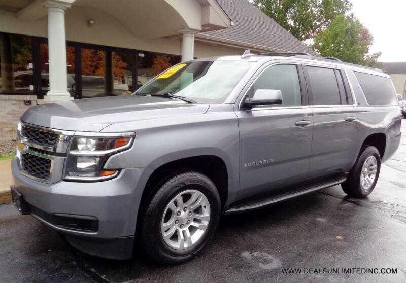 2020 Chevrolet Suburban LT's photo