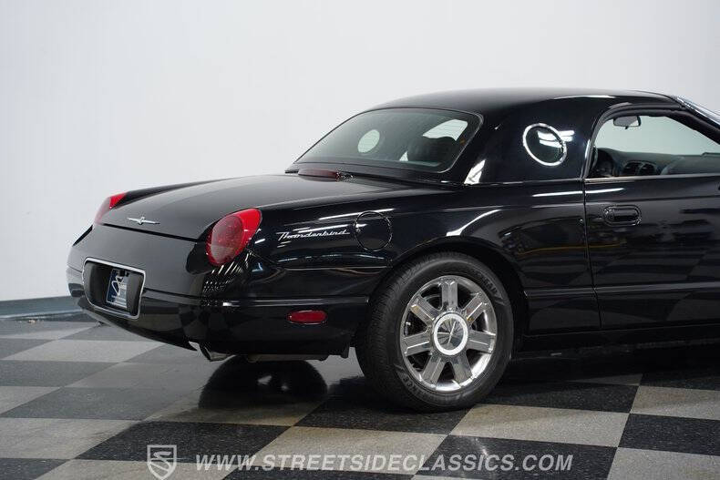 2005 Ford Thunderbird Deluxe