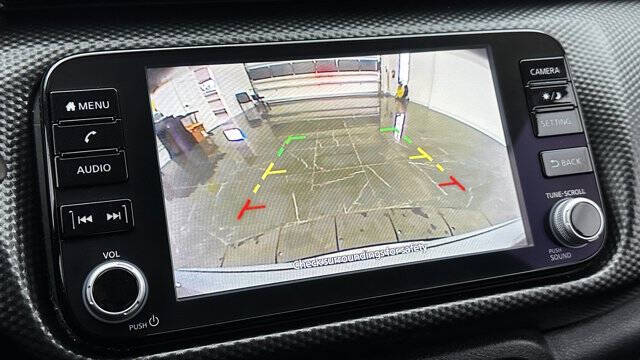 2022 Nissan Kicks SV