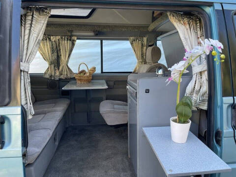 1993 Winnebago Camper